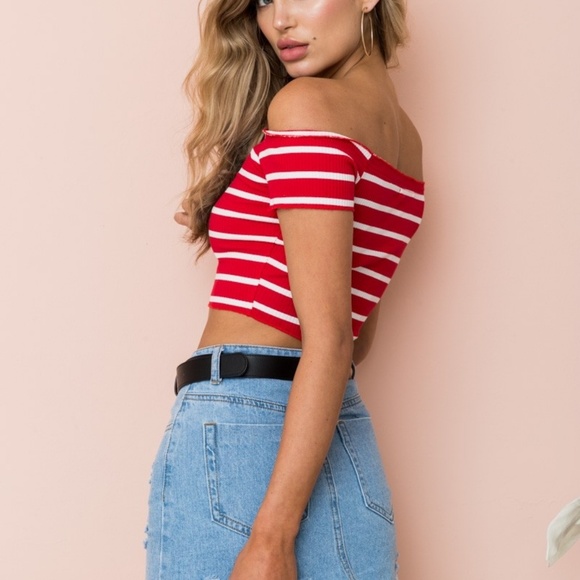 Off Shoulder Crop Top Red White NWT - Picture 4 of 8